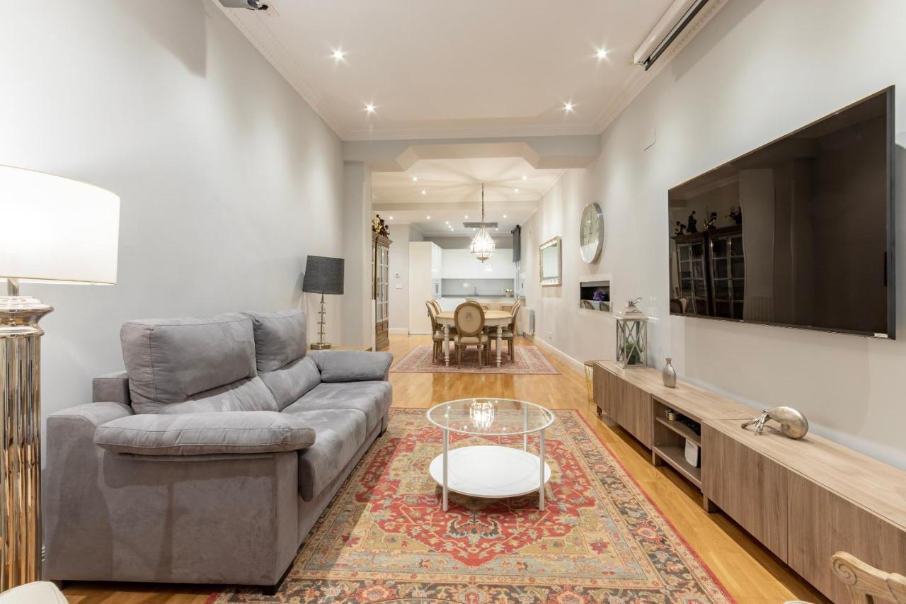 Amplio Y Elegante En Casco Viejo Con Parking Apartment Bilbao Exterior foto
