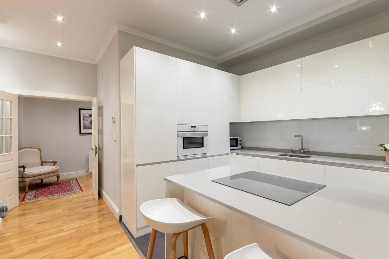 Amplio Y Elegante En Casco Viejo Con Parking Apartment Bilbao Exterior foto