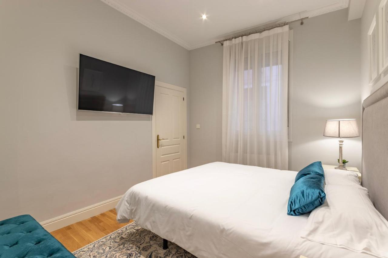 Amplio Y Elegante En Casco Viejo Con Parking Apartment Bilbao Exterior foto