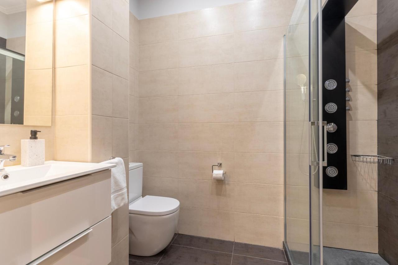 Amplio Y Elegante En Casco Viejo Con Parking Apartment Bilbao Exterior foto